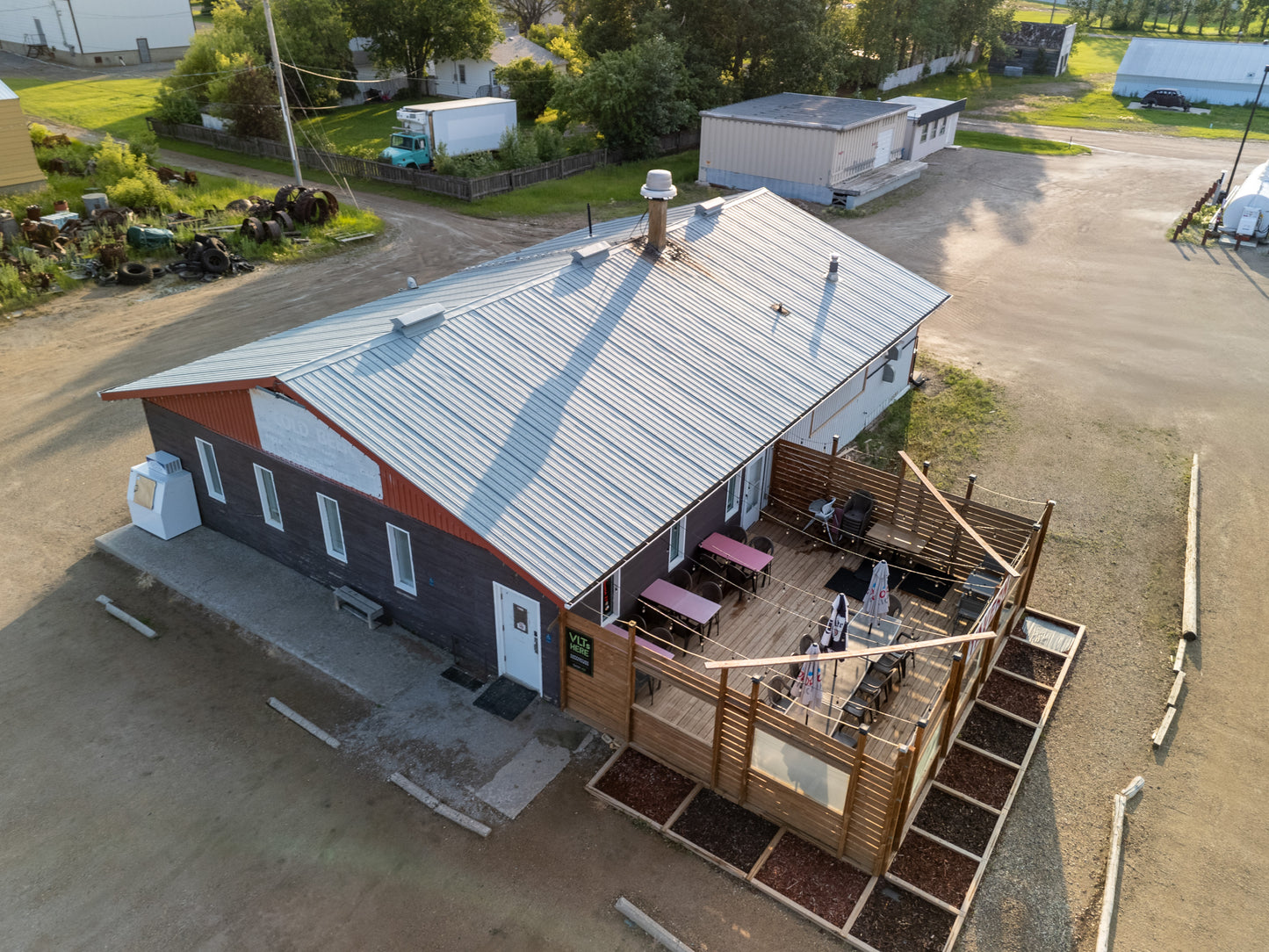 Proudhouse Tavern 33