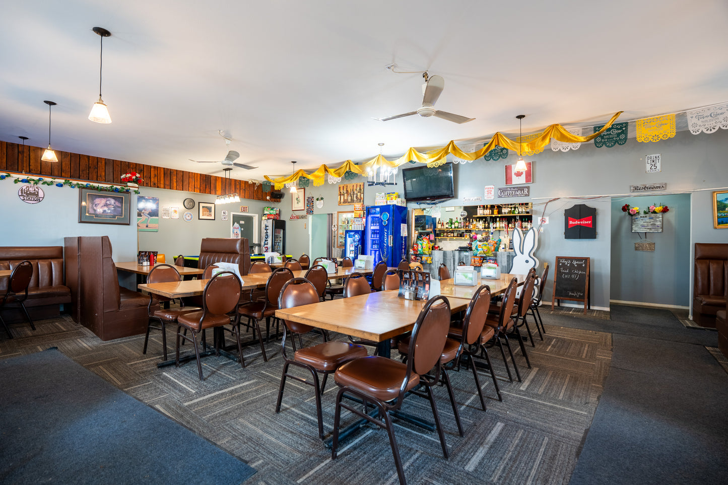 Proudhouse Tavern 33