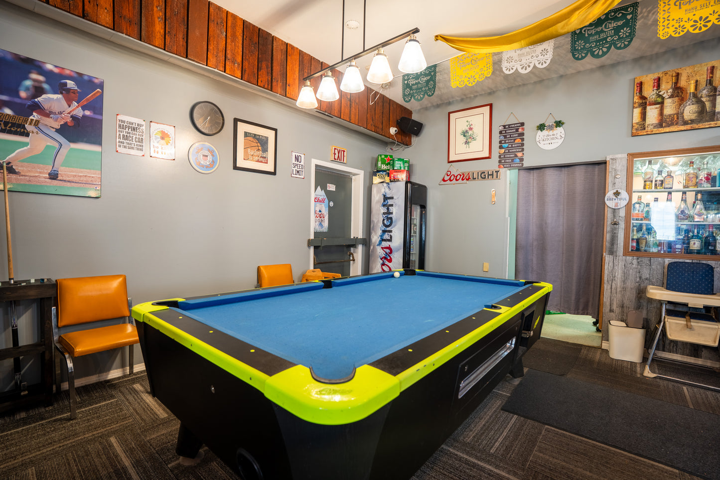 Proudhouse Tavern 33